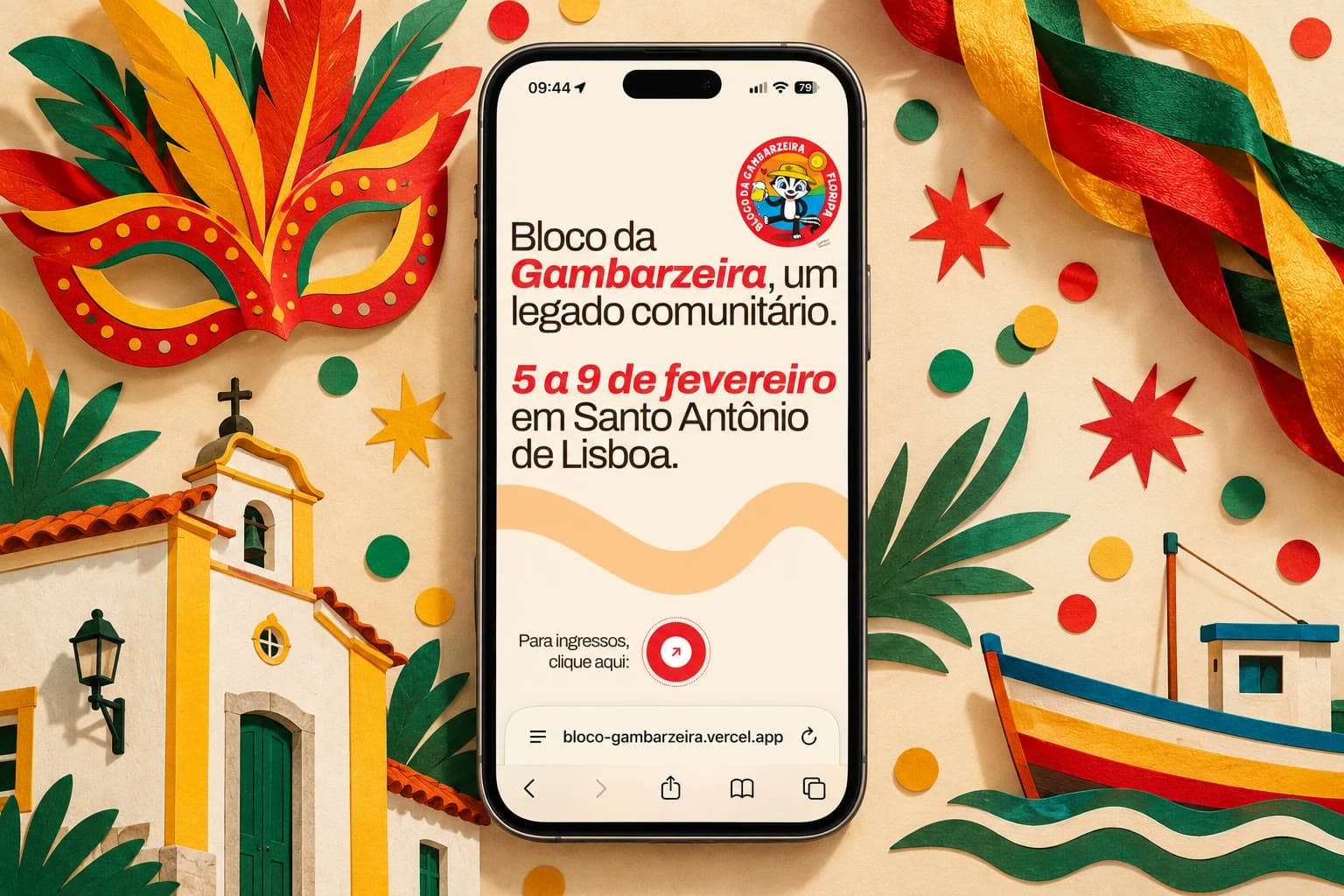 Bloco da Gambarzeira: tablet e celular com a página do bloco aberta, com o título "um legado comunitário", o selo do bloco e o convite para comprar ingressos, entre máscaras, fitas e confetes de carnaval